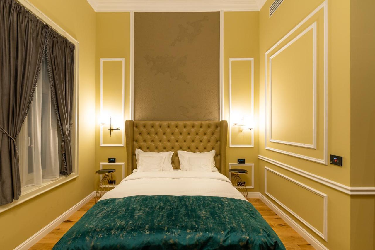Boutique Hotel Cocosul De Aur Targu Mures Exterior photo